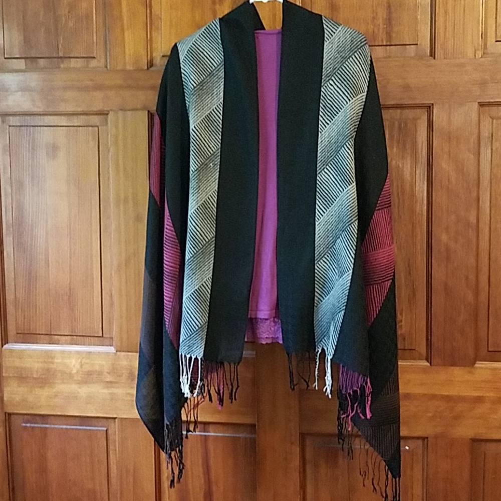 5/$20 Scarf or wrap